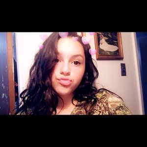 Meet your Posher, Elisha